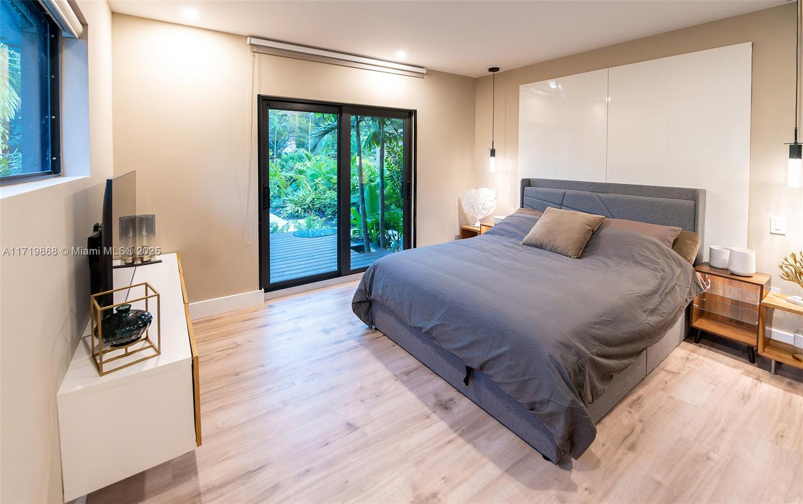 GRIFFING BISCAYNE PK ESTA - Residential Lease