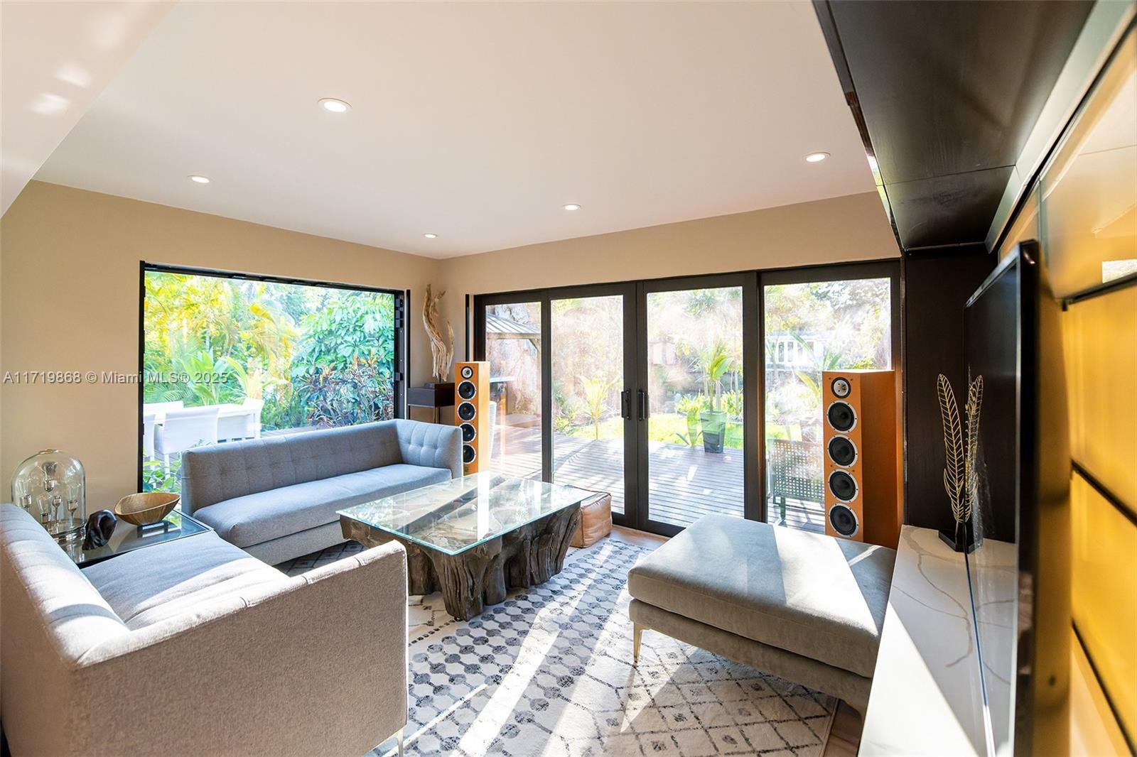 GRIFFING BISCAYNE PK ESTA - Residential Lease