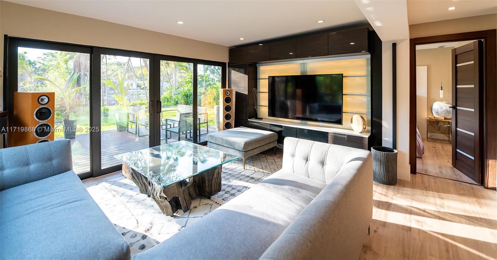 GRIFFING BISCAYNE PK ESTA - Residential Lease