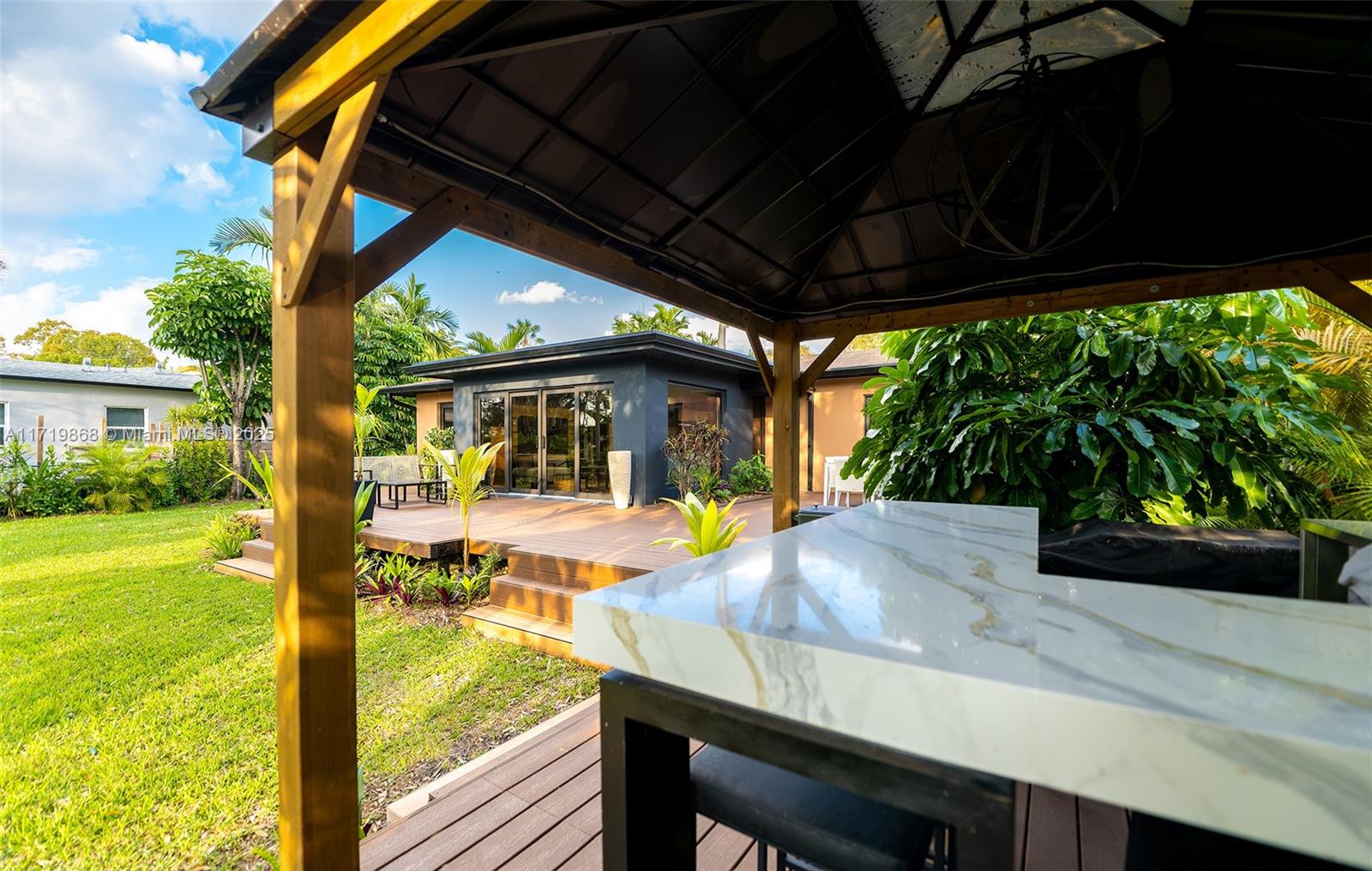 GRIFFING BISCAYNE PK ESTA - Residential Lease