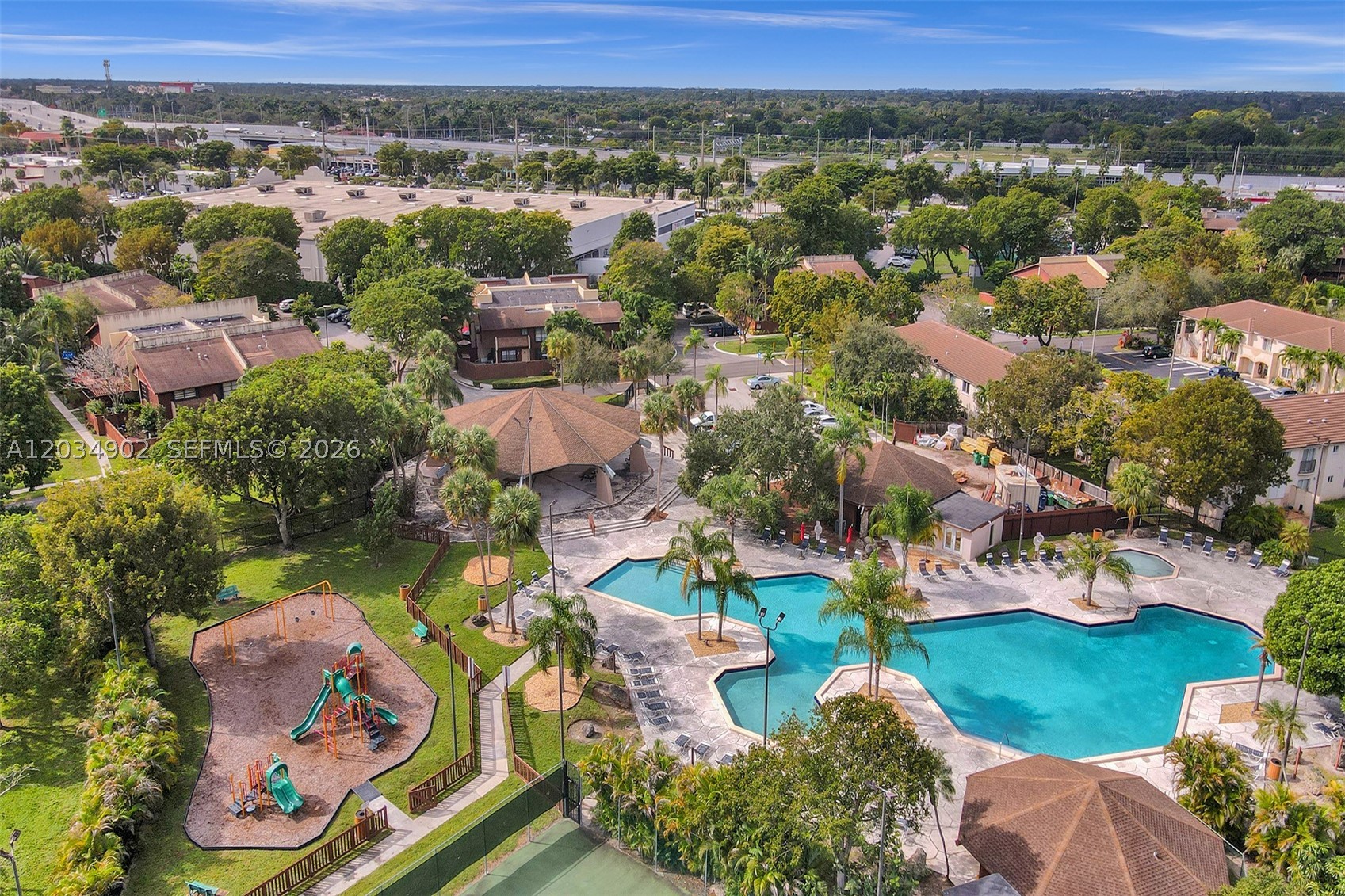 SNAPPER VILLAGE PHASE II - Residential Lease
