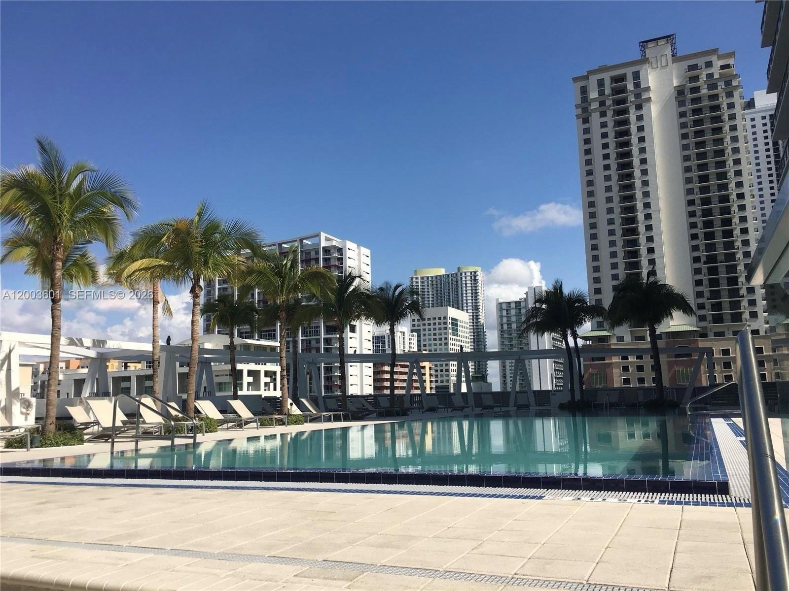 THE AXIS ON BRICKELL II C - Residential