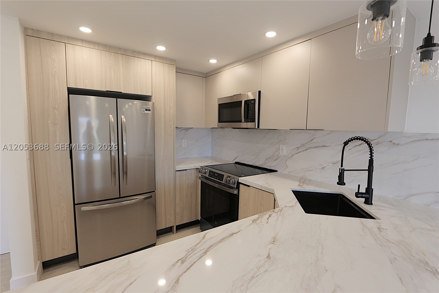 YOLANDA VILLAS CONDO - Residential Lease