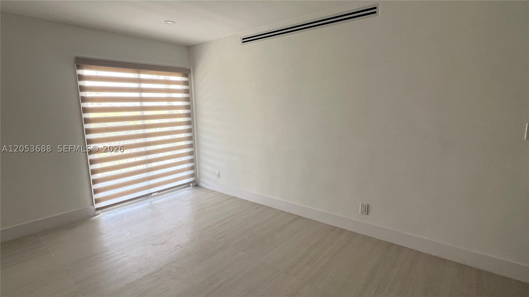 YOLANDA VILLAS CONDO - Residential Lease