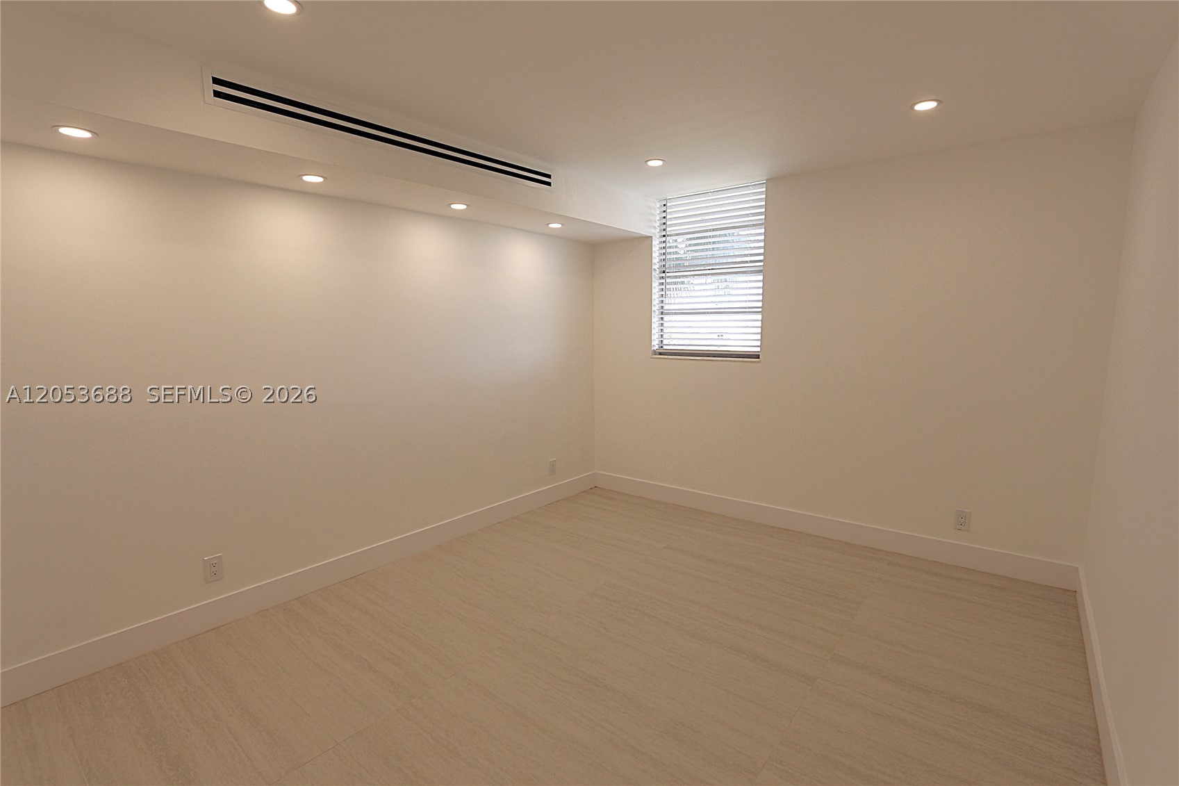 YOLANDA VILLAS CONDO - Residential Lease