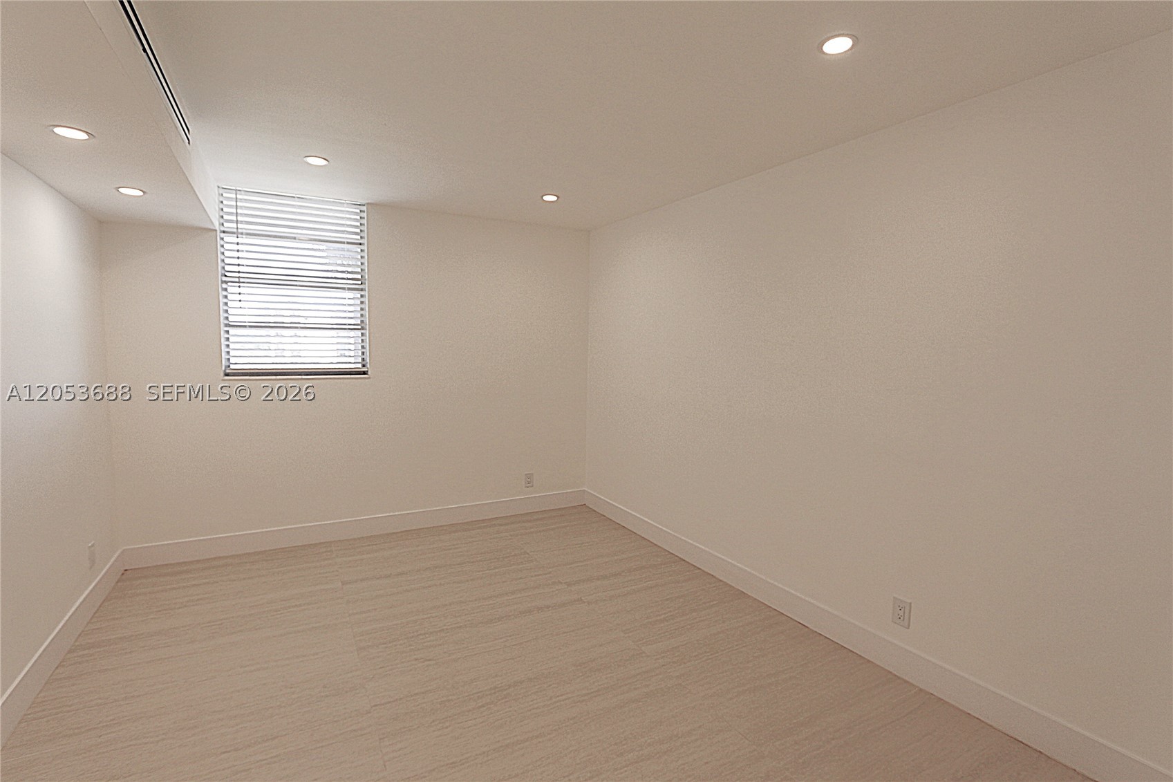 YOLANDA VILLAS CONDO - Residential Lease