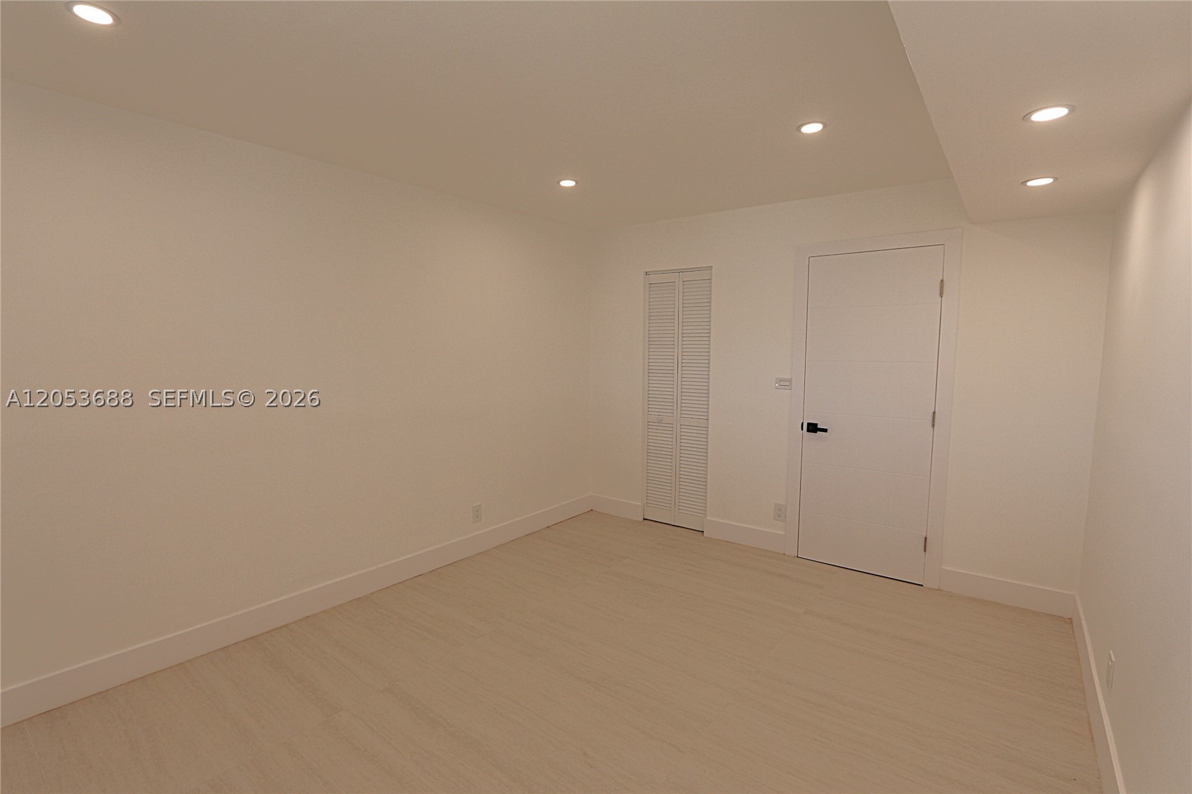 YOLANDA VILLAS CONDO - Residential Lease