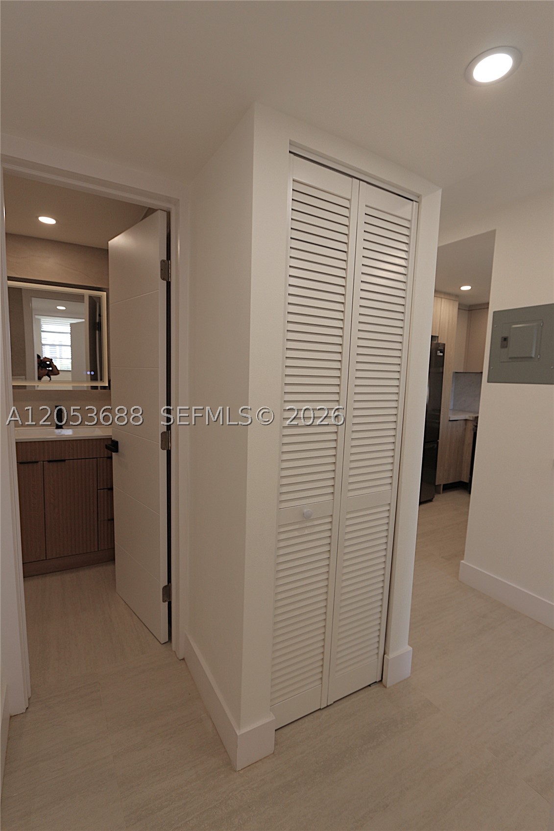YOLANDA VILLAS CONDO - Residential Lease