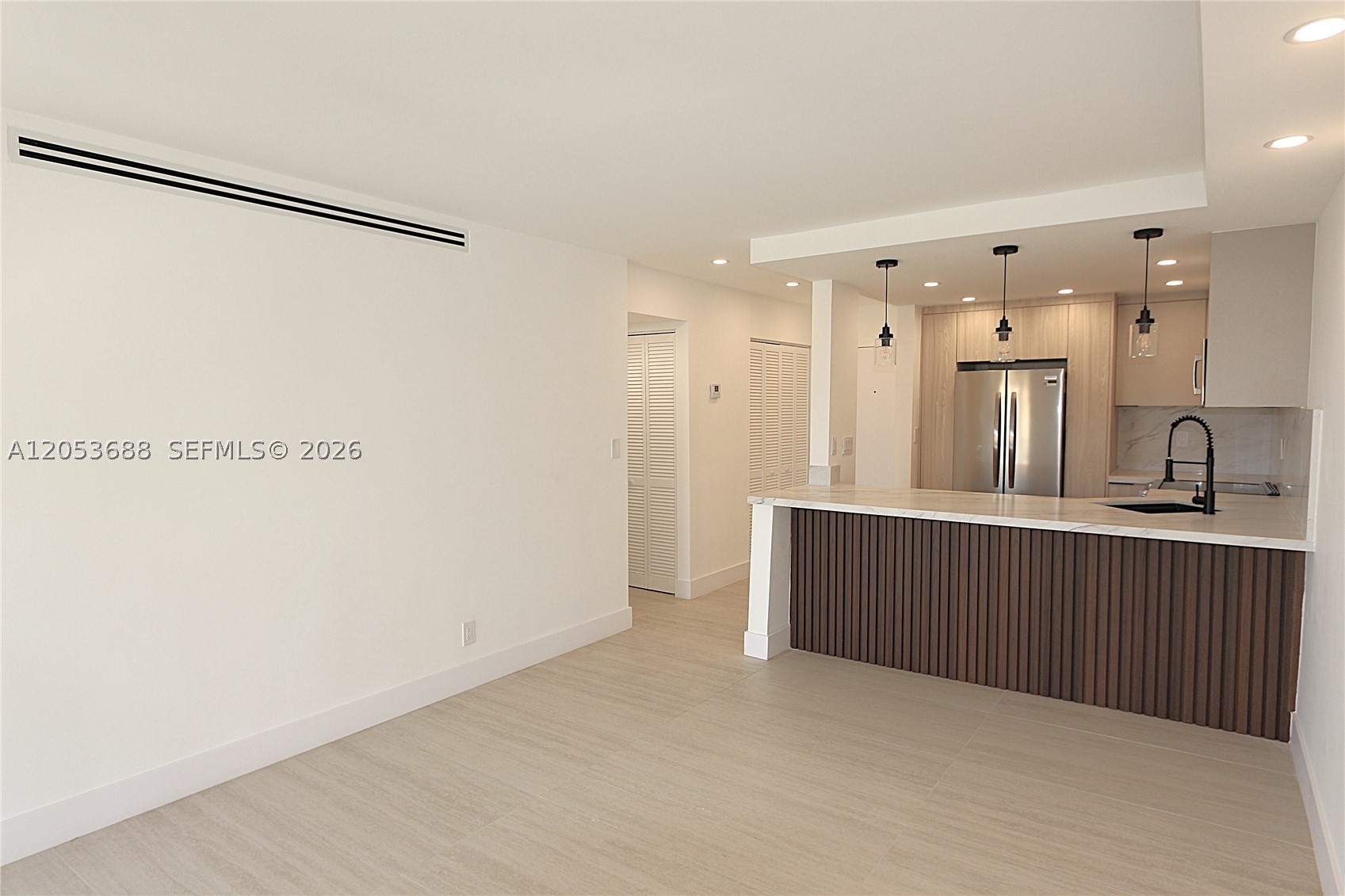 YOLANDA VILLAS CONDO - Residential Lease