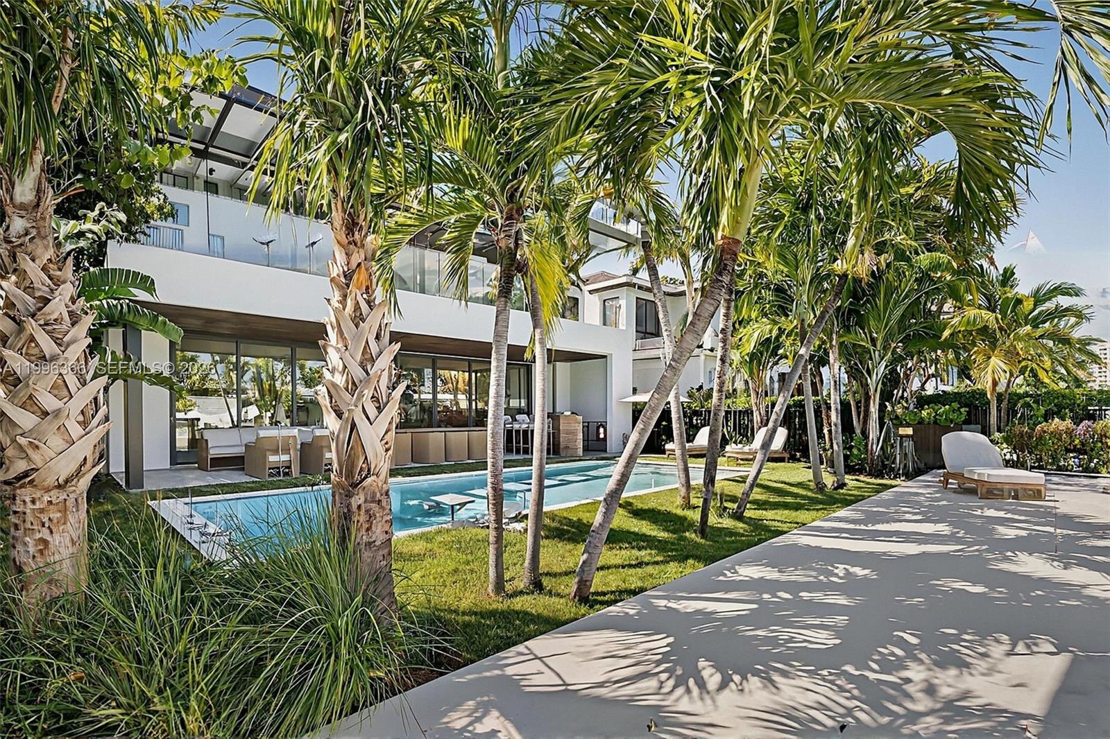 RIVIERA Isles - Residential