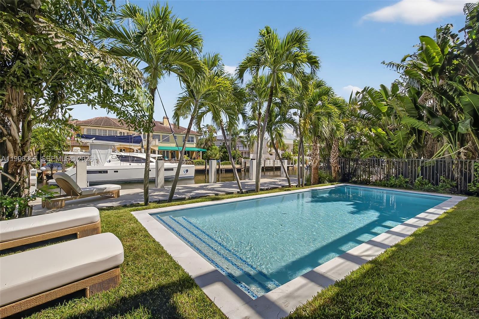RIVIERA Isles - Residential