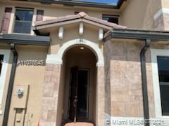 Aquabella - Residential Lease