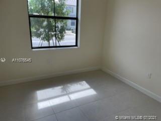 Aquabella - Residential Lease