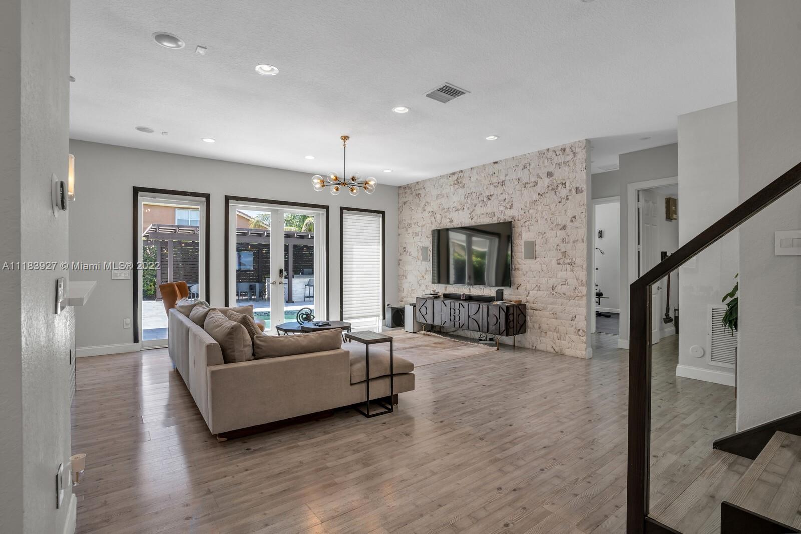 SUNSET FALLS PLAT 2 - Residential