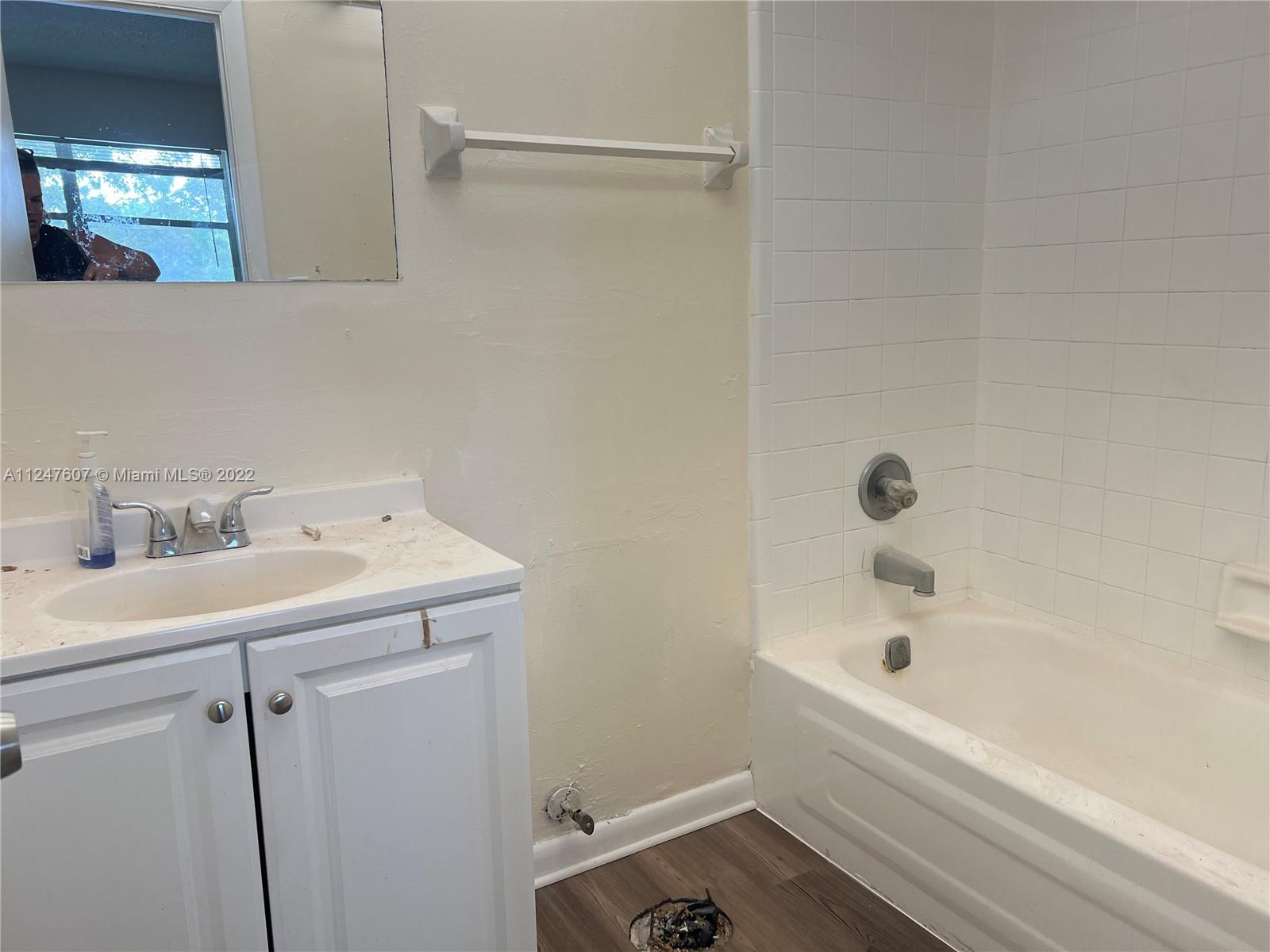 VERSAILLES GARDENS CONDO - Residential Lease
