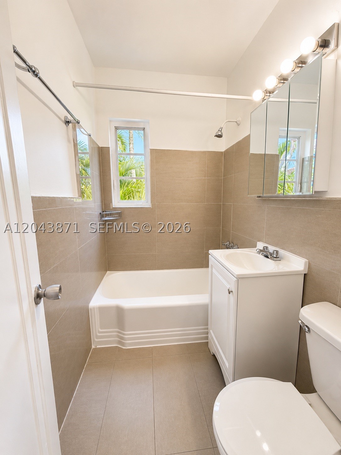 FLAMINGO TERR ADDN - Residential Lease
