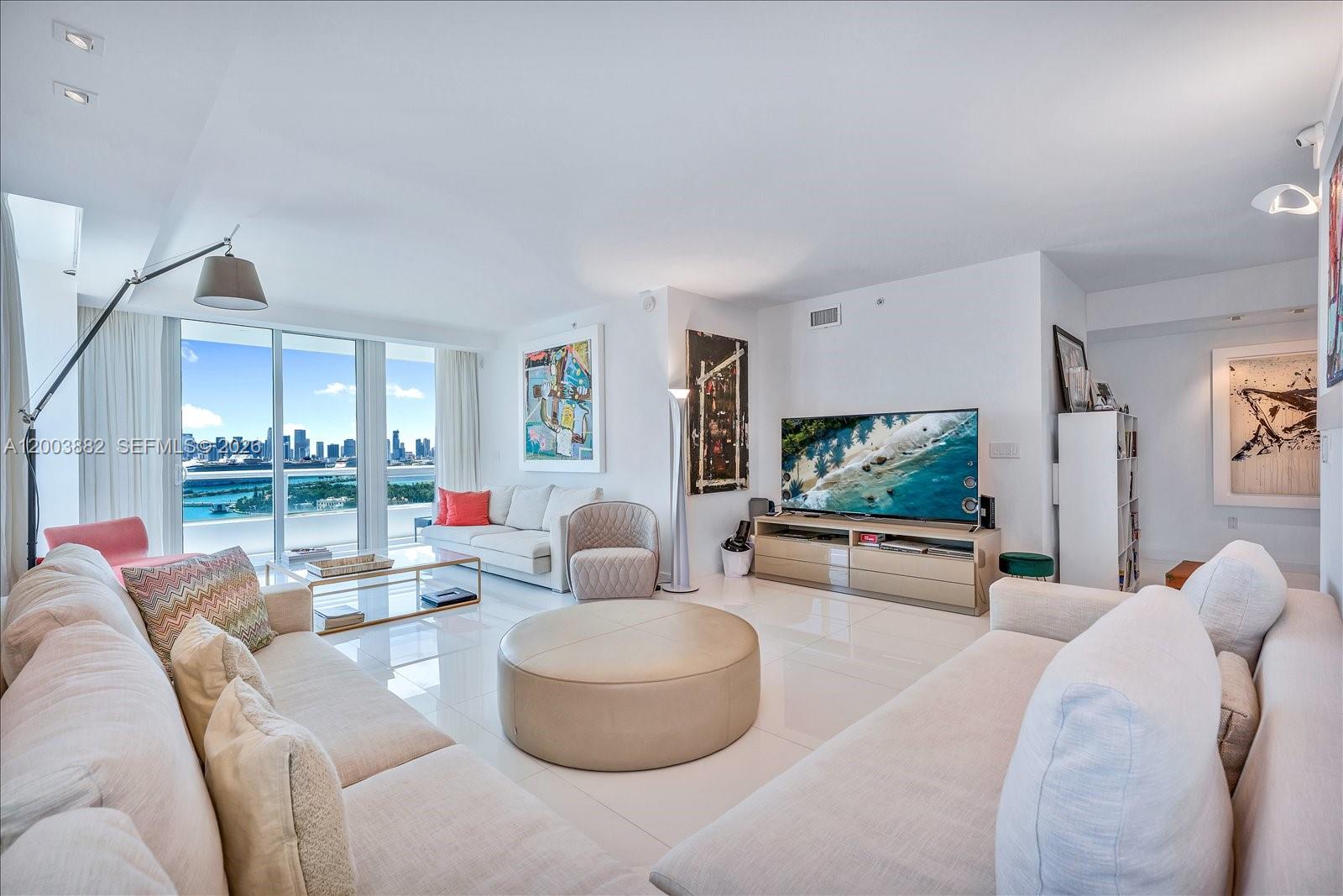 THE BENTLEY BAY CONDO - Residential