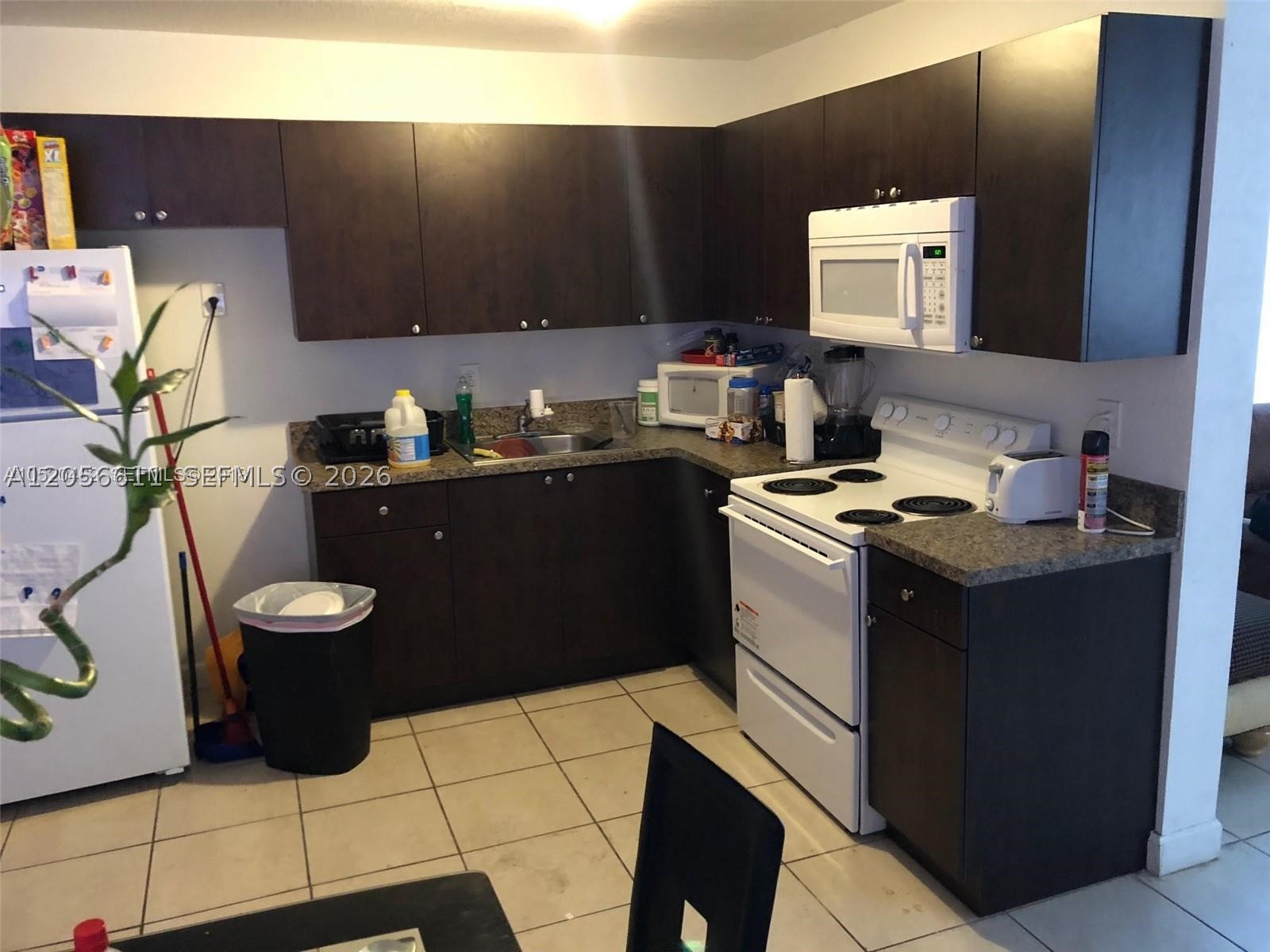 RADIO PK AMD - Residential Income