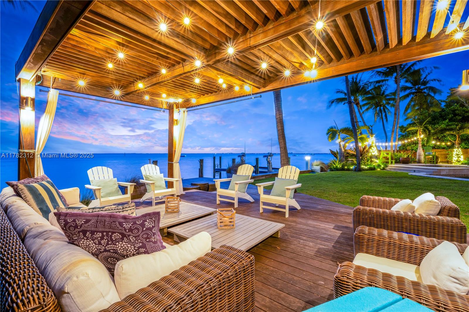 MASHTA ISLAND A REPLAT OF - Residential