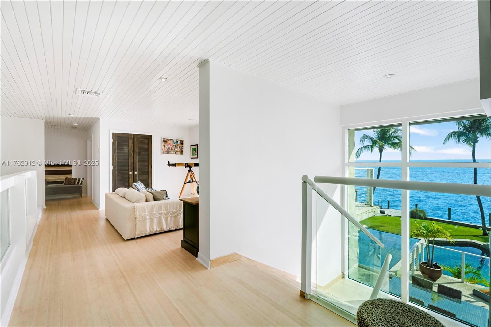 MASHTA ISLAND A REPLAT OF - Residential