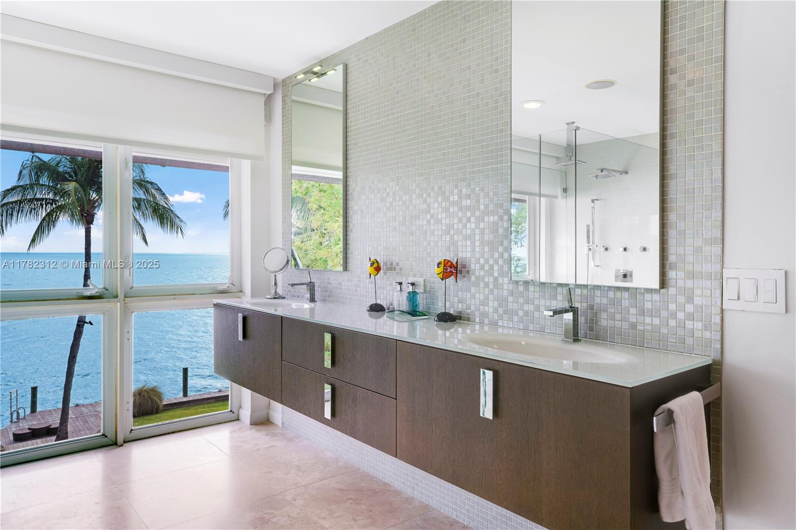 MASHTA ISLAND A REPLAT OF - Residential