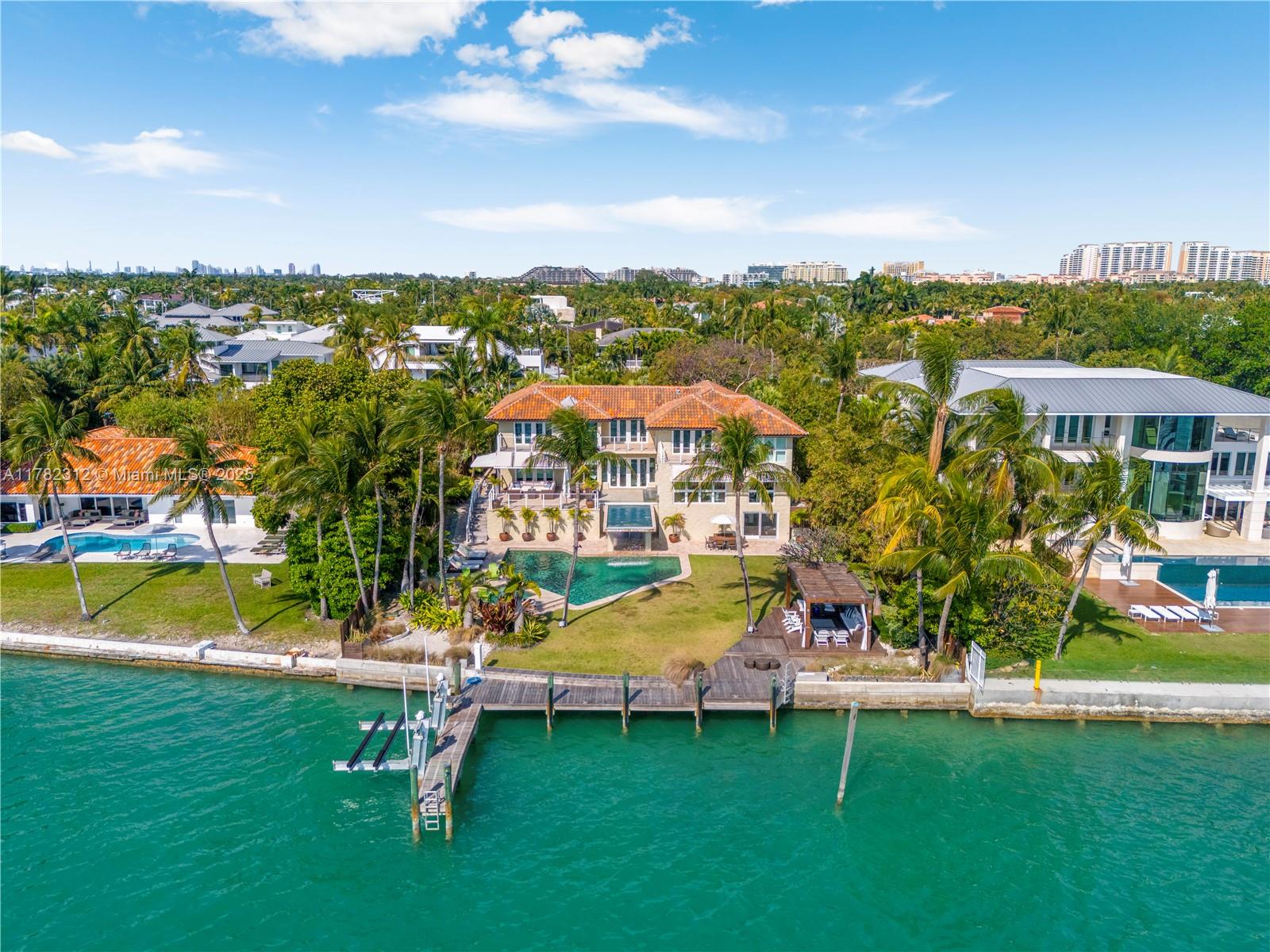 MASHTA ISLAND A REPLAT OF - Residential