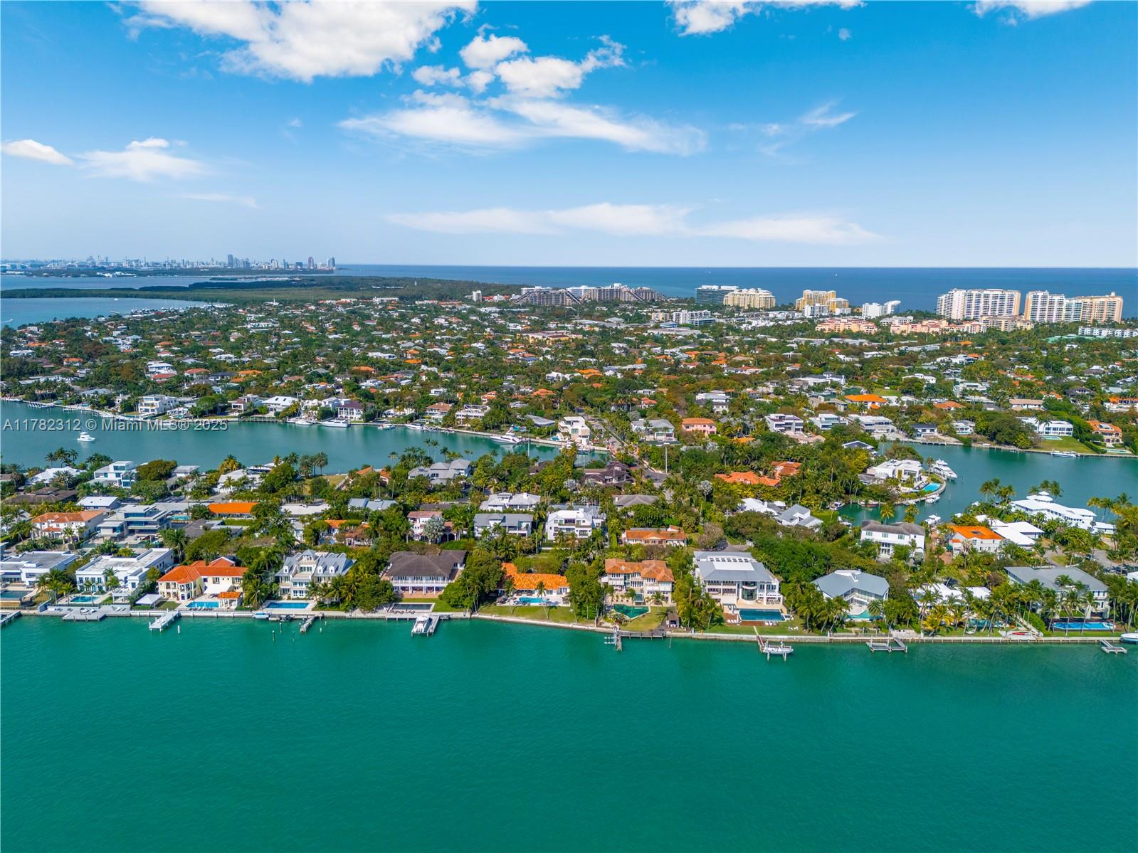 MASHTA ISLAND A REPLAT OF - Residential