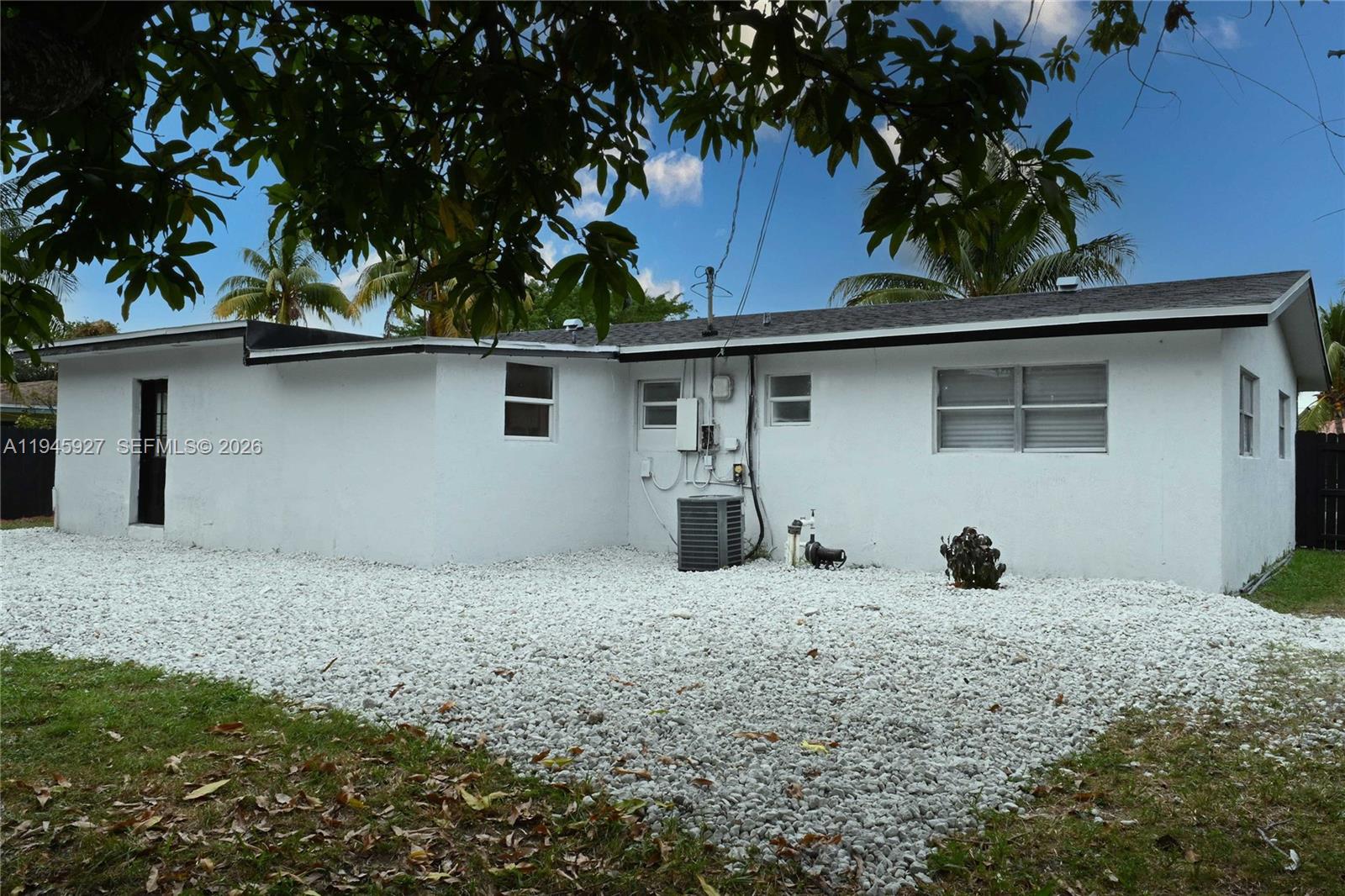 LAST CHANCE VILLAGE - Residential