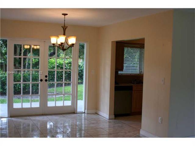SEAVIEW ESTATES - Residential