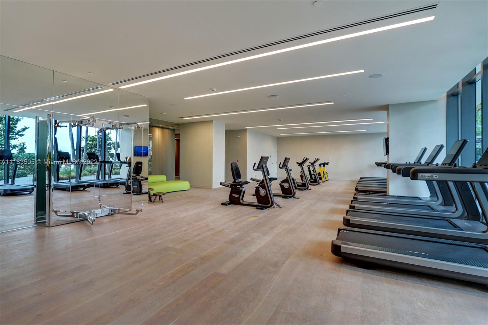 PARAISO BAY CONDO - Residential