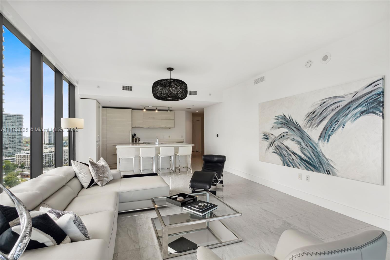 PARAISO BAY CONDO - Residential