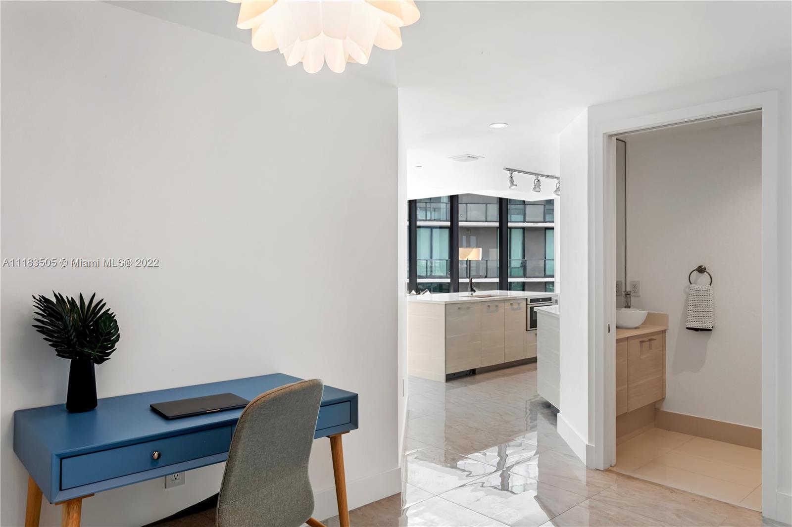 PARAISO BAY CONDO - Residential