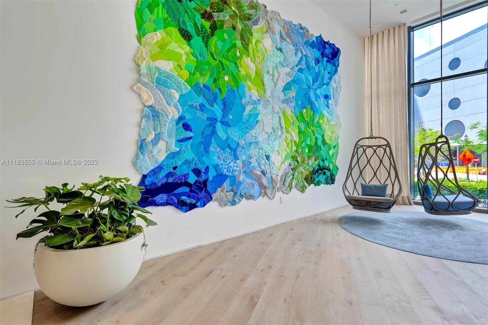 PARAISO BAY CONDO - Residential