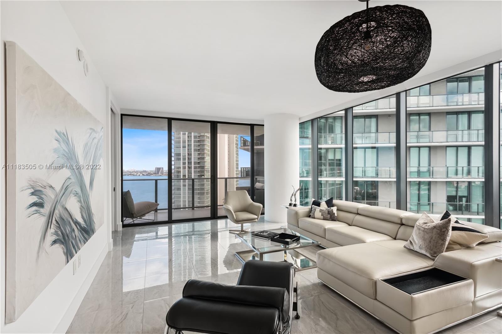 PARAISO BAY CONDO - Residential
