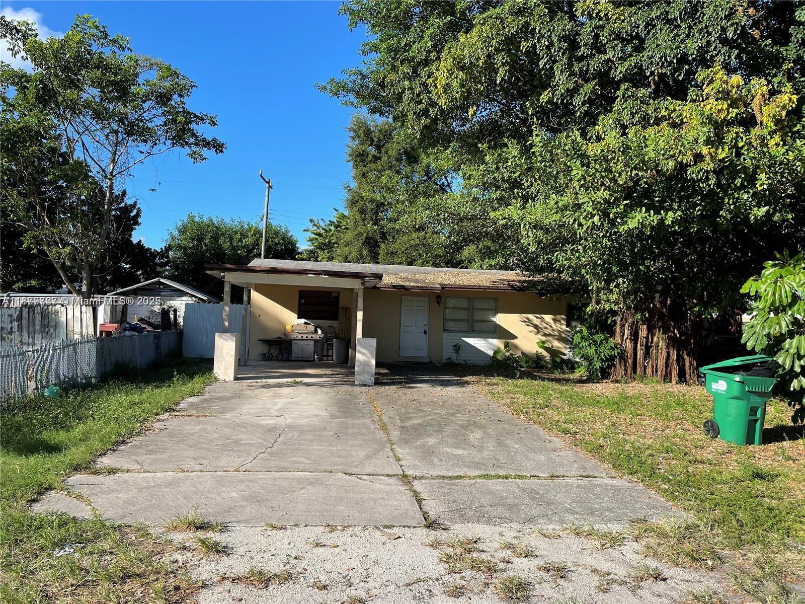 Investor opportunity. The area is ready for development. Opportunity zone. Tax deferment.

PLEASE DO NOT DISTURB OCCUPANTS. DO NOT KNOCK ON THE DOOR