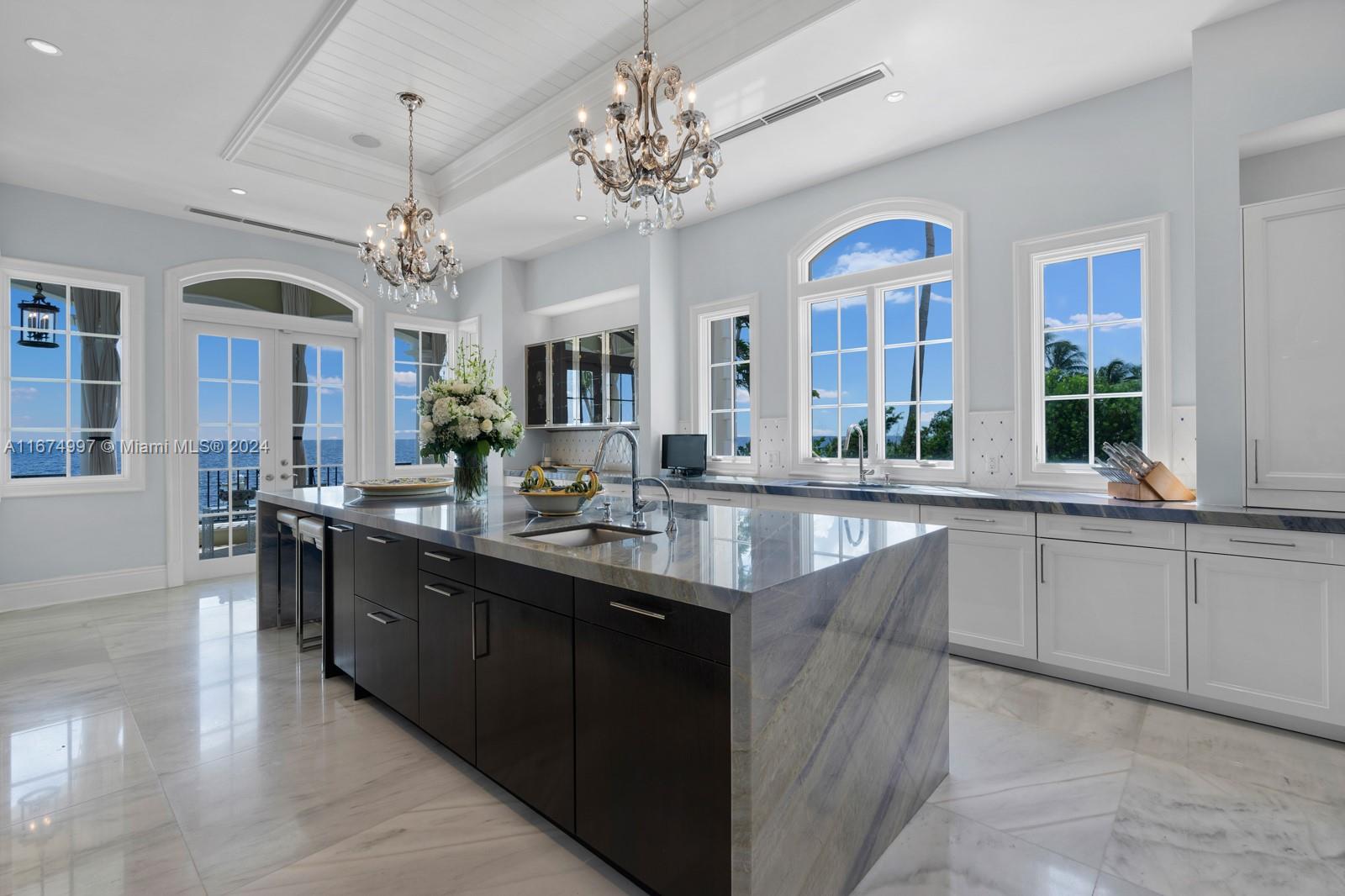 GABLES ESTATES NO 3 - Residential