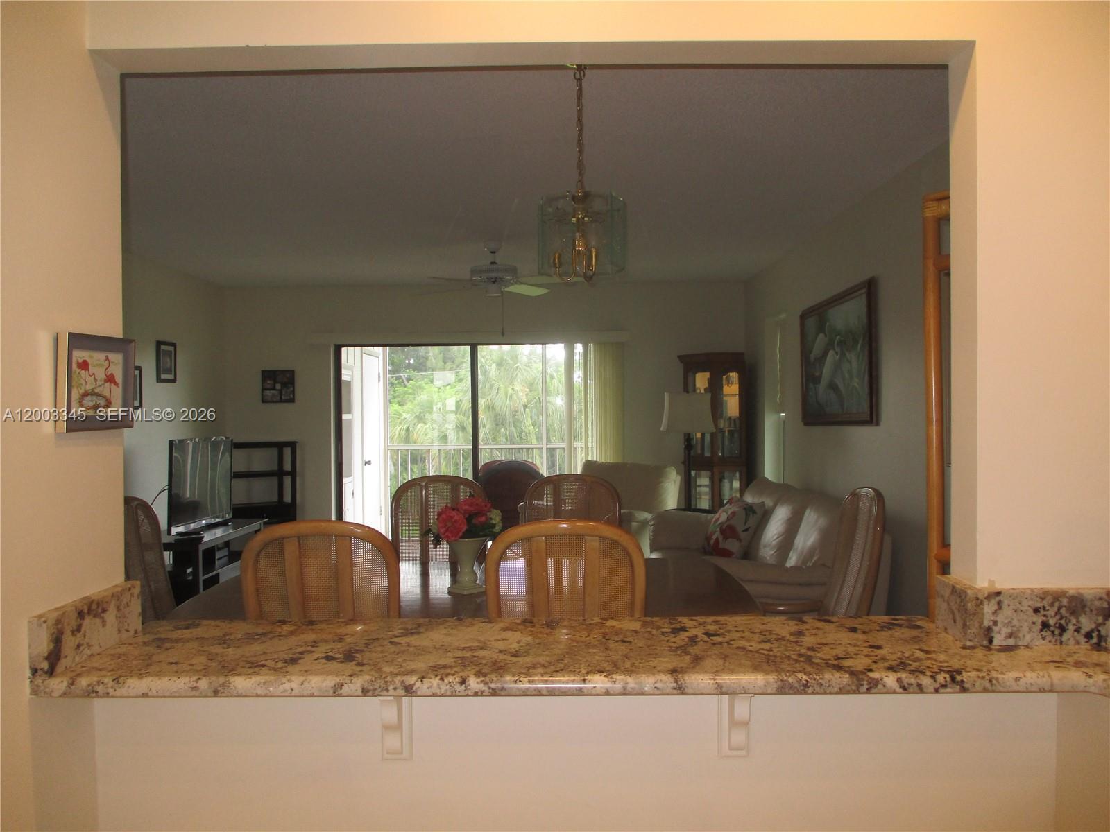 TWIN LAKES SOUTH & TOWN V - Residential