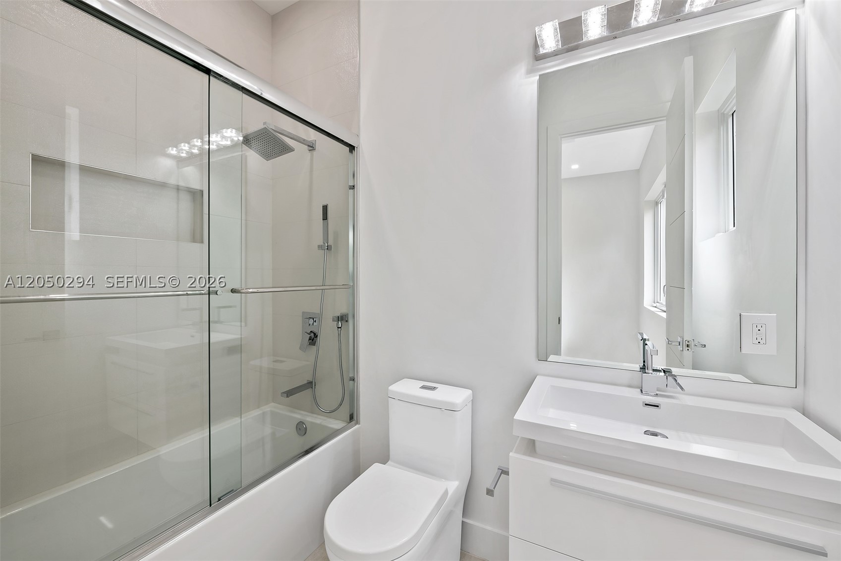 VICTORIA PARK CORR AMEN P - Residential Lease