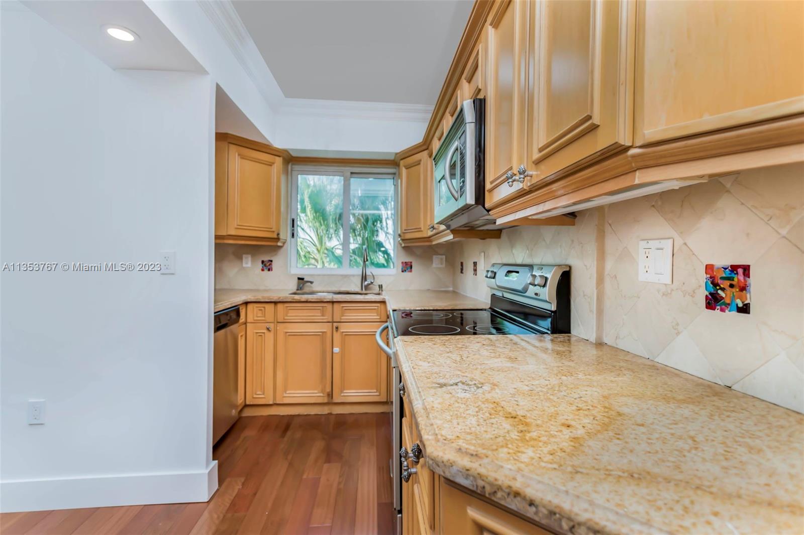 THE GRANDVIEW CONDO - Residential