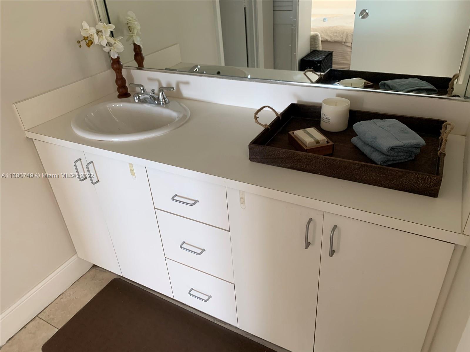 ARLEN HOUSE CONDO - Residential