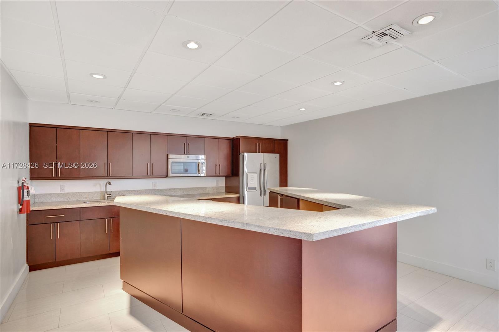 BERKLEY SOUTH CONDO - Residential