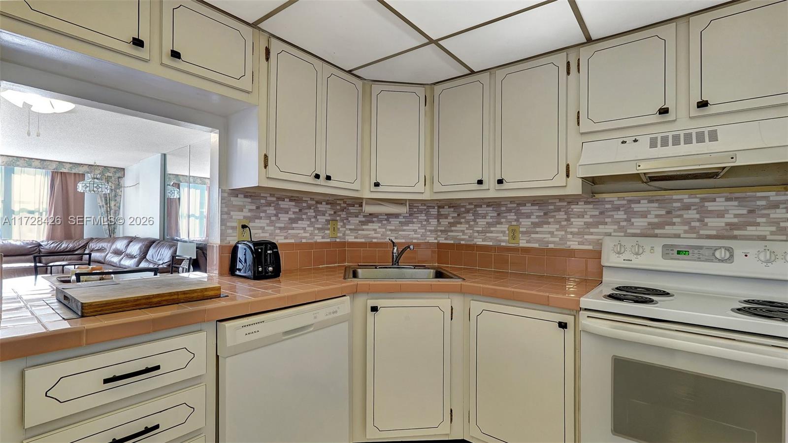 BERKLEY SOUTH CONDO - Residential