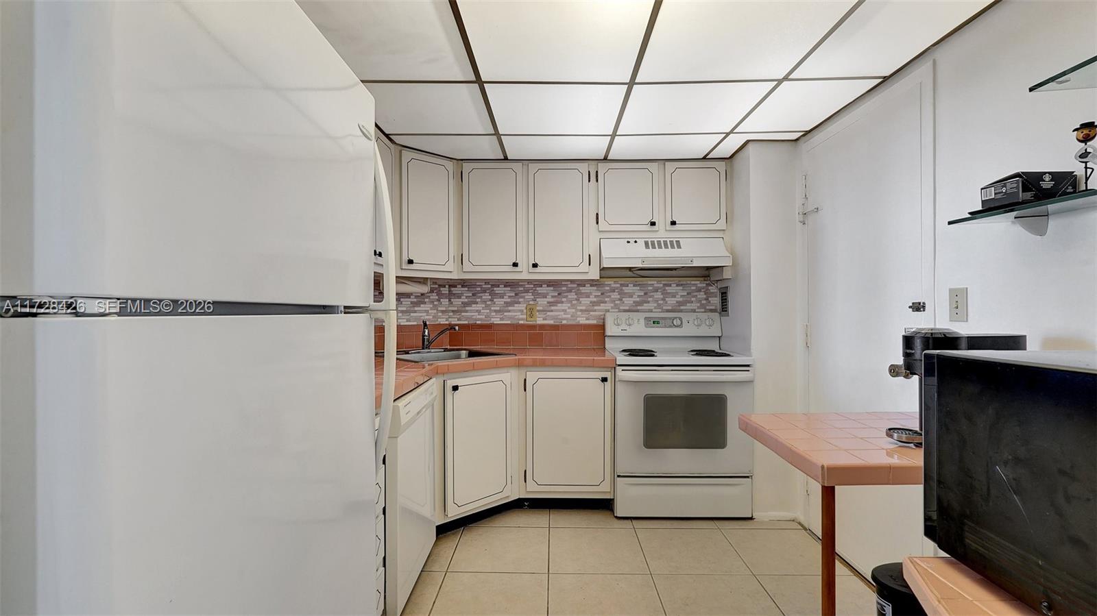 BERKLEY SOUTH CONDO - Residential