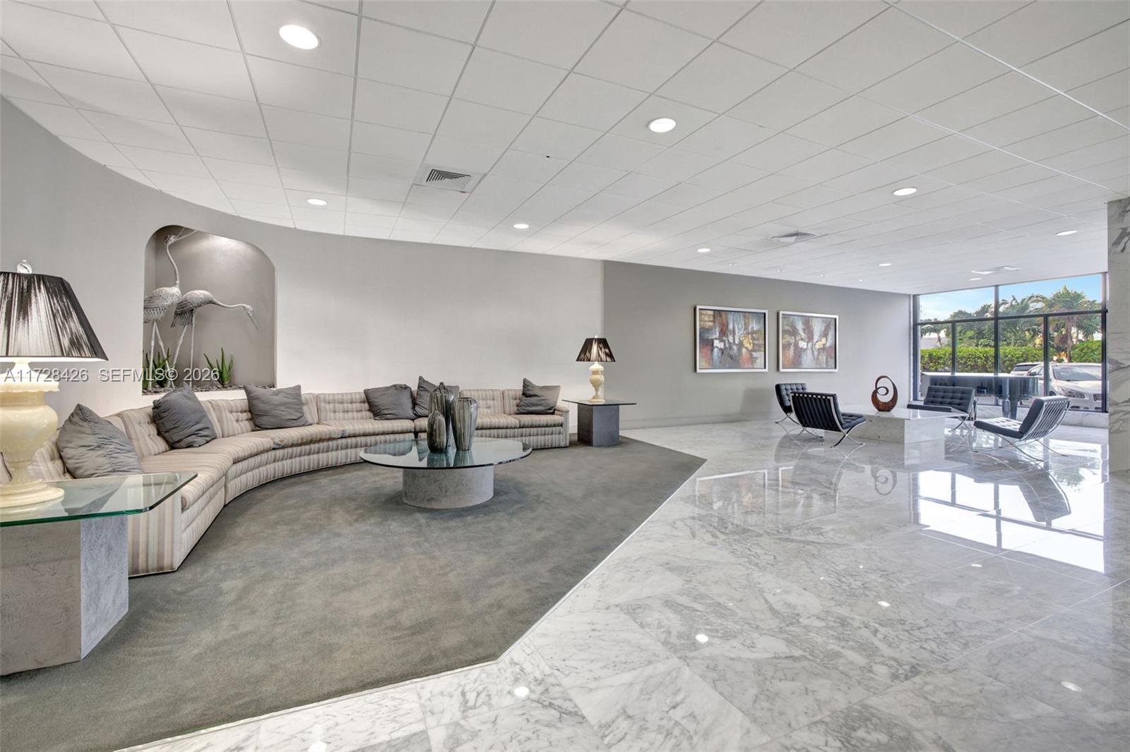 BERKLEY SOUTH CONDO - Residential