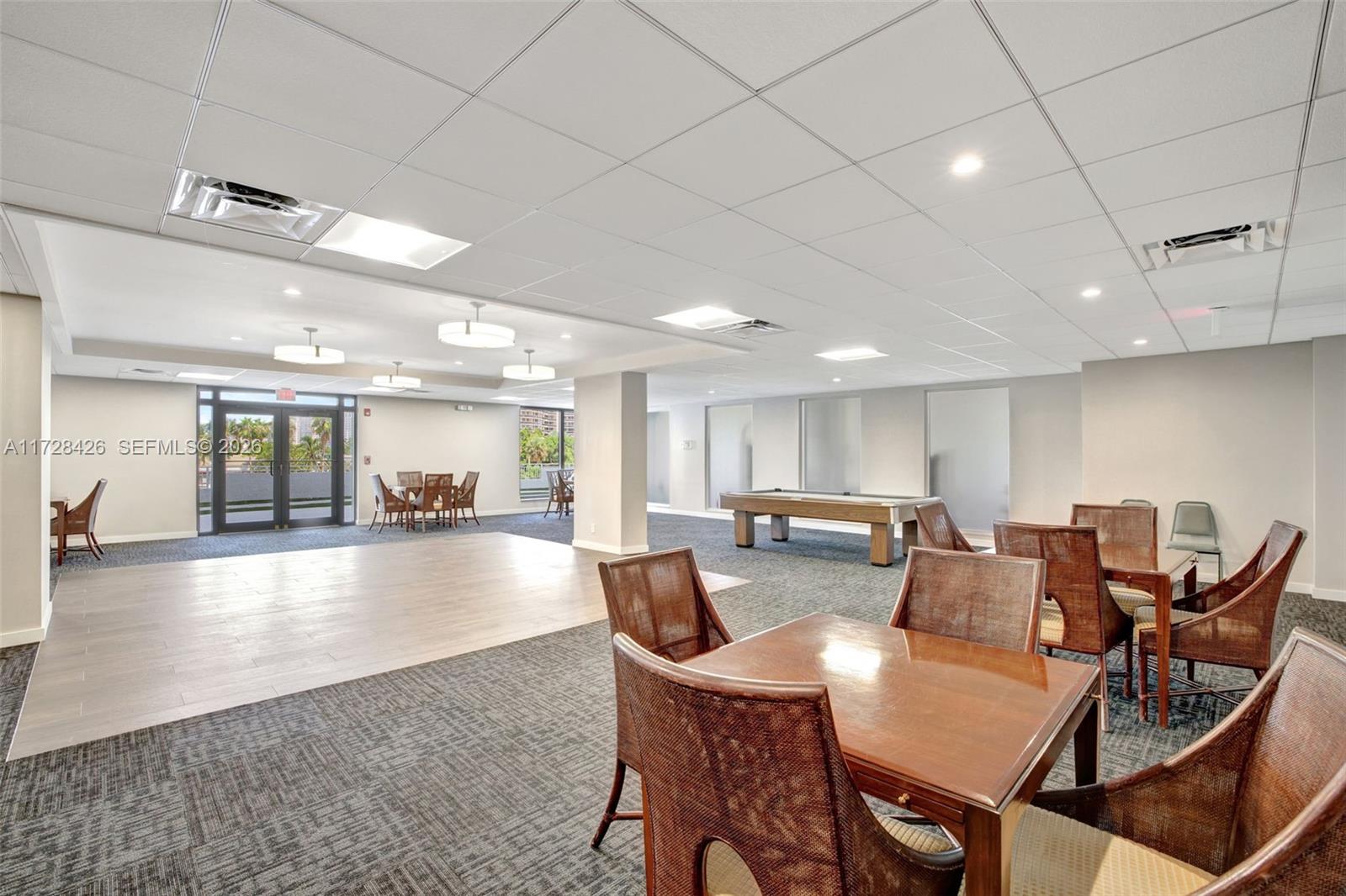 BERKLEY SOUTH CONDO - Residential