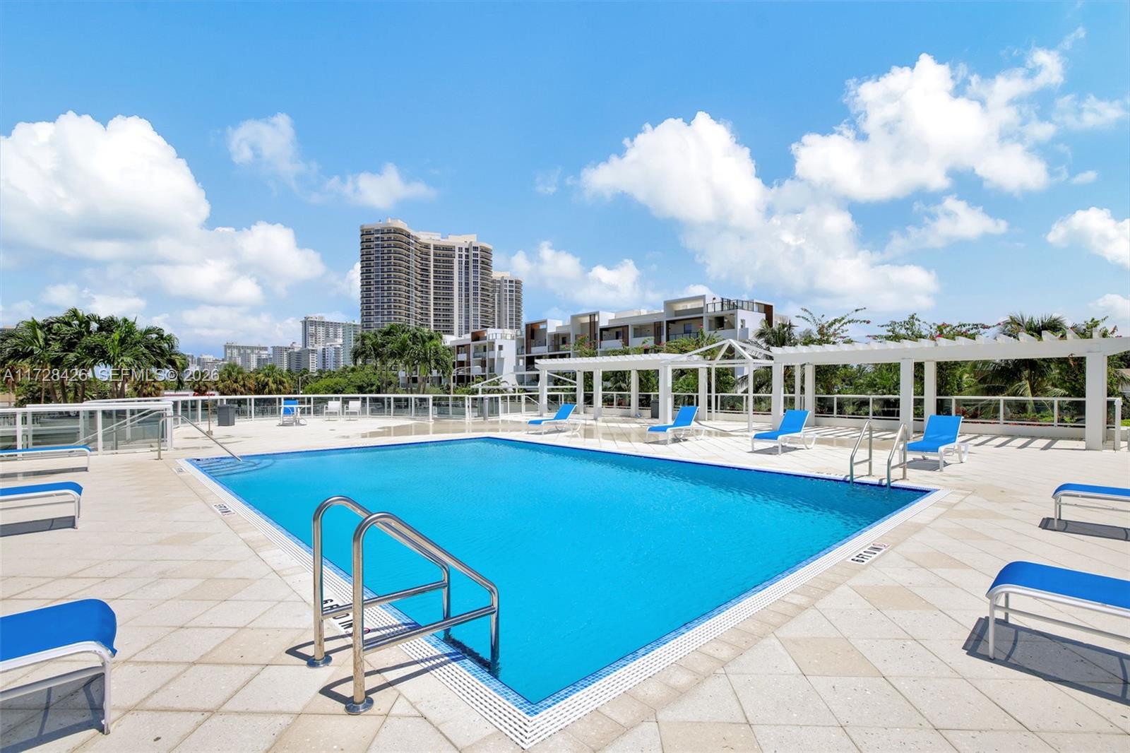 BERKLEY SOUTH CONDO - Residential