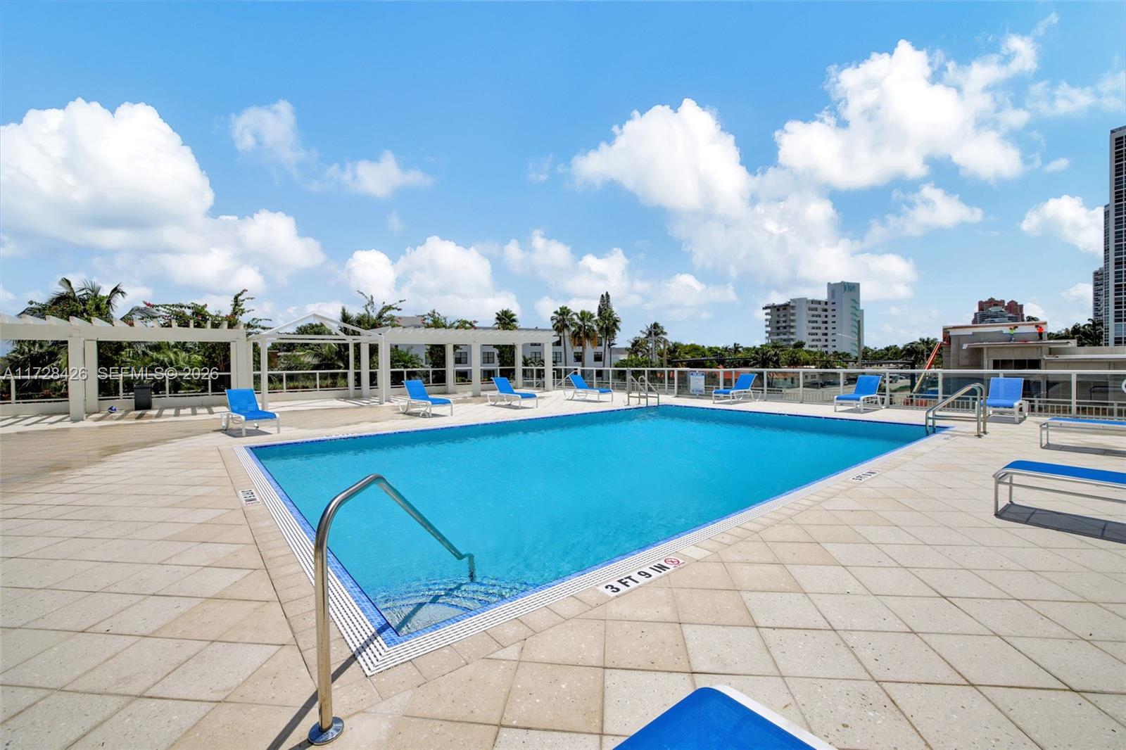 BERKLEY SOUTH CONDO - Residential