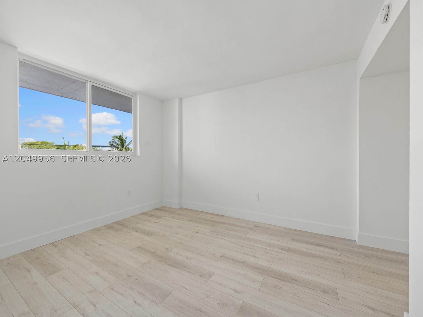 THE PRESIDENTIAL CONDO - Residential