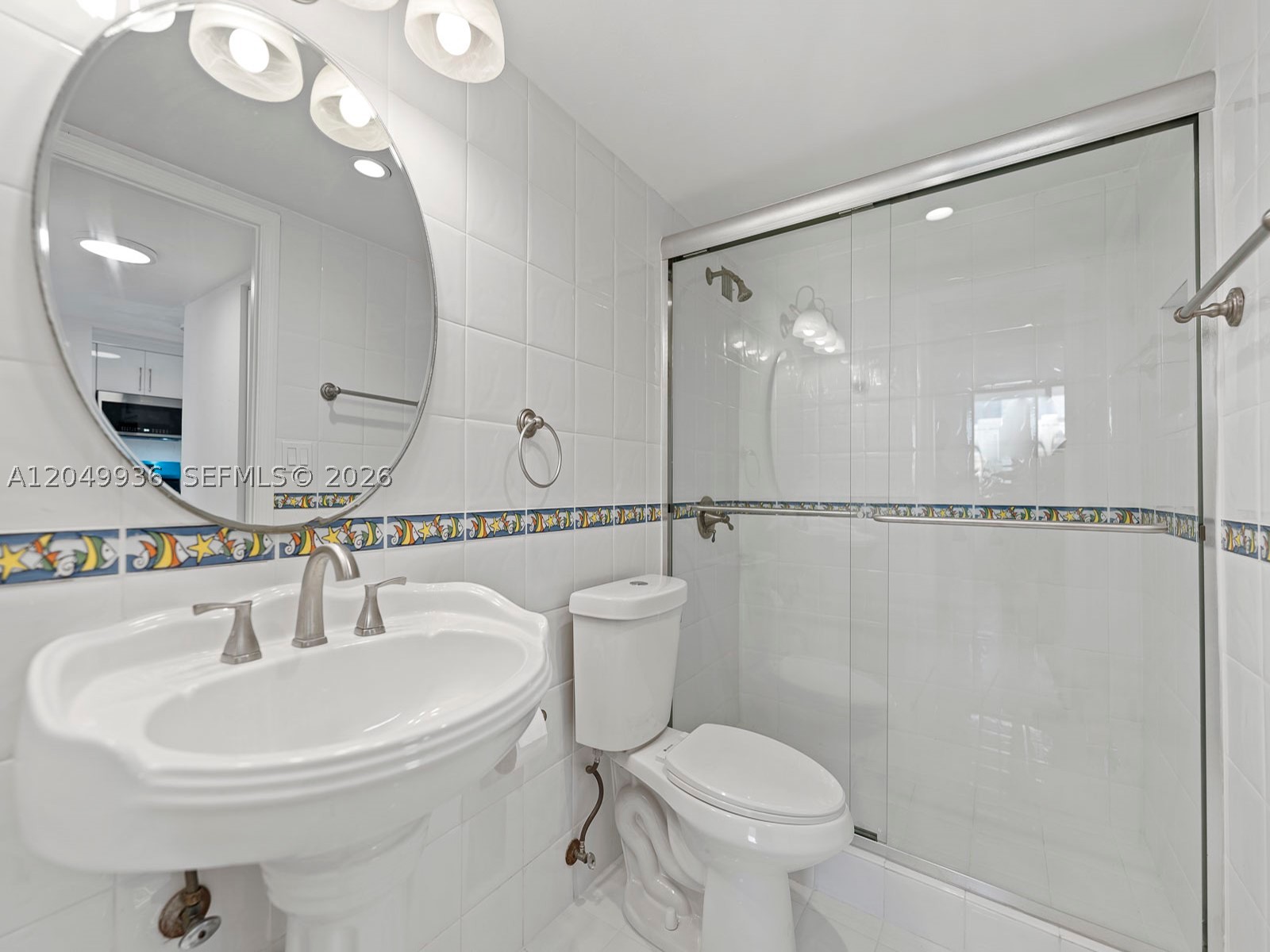 THE PRESIDENTIAL CONDO - Residential