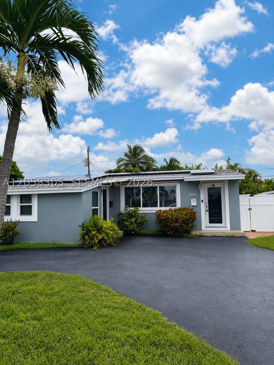 Welcome to this well-maintained 3-bedroom, 2-bathroom single-family home in Oakland Park. The property offers a flexible layout, with a separate 2-bedroom, 1-bathroom efficiency-style living area featuring a private entrance—ideal for extended family, guests, or potential rental income. Enjoy tile flooring throughout, a spacious backyard with room for a pool, and convenient access to major highways, shopping, dining, and nearby beaches. A great opportunity for homeowners or investors looking for versatility and income potential. Buyer and buyer’s agent to verify all property information, measurements, permits, and permitted use.